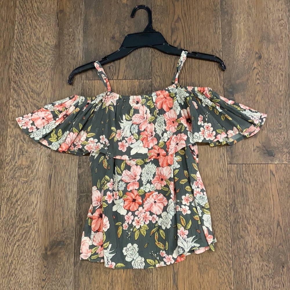 Billabong off the shoulder tank top